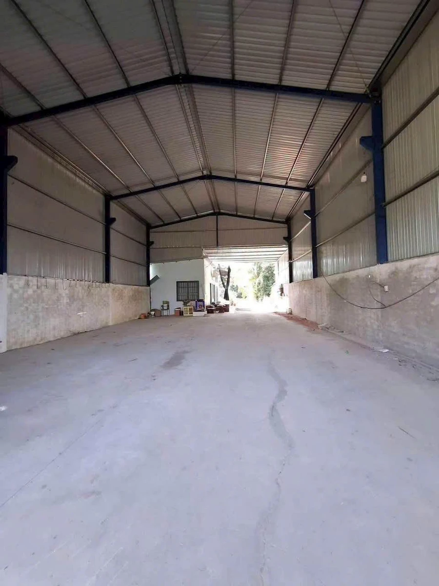Cho thuê nhà xưởng 150m2 Phùng Hưng, 12tr/tháng - Ảnh thu nhỏ 3