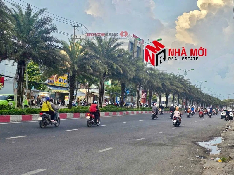 Cho thuê mặt bằng mặt tiền Nguyễn Tất Thành 360m² Cà Mau