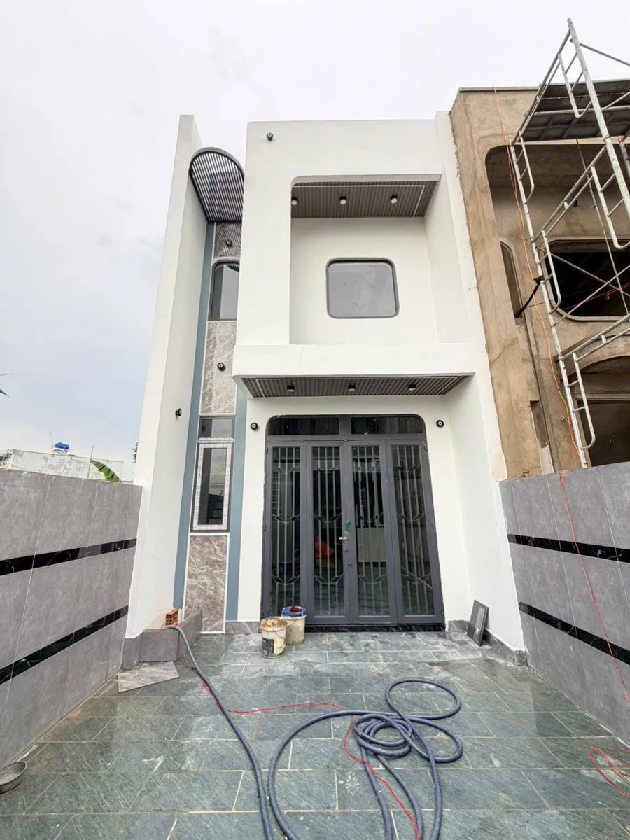Bán nhà 3PN Mỹ Hạnh Nam 92m2 2 tỷ 150 triệu - Ảnh thu nhỏ 2