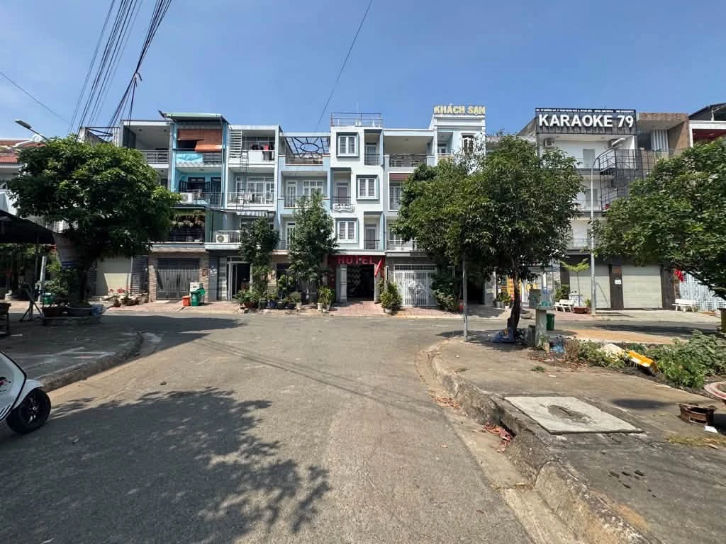 Bán đất 4x18 (72m2) gần Lê Văn Việt, Quận 9, giá 7 tỷ - Ảnh 1