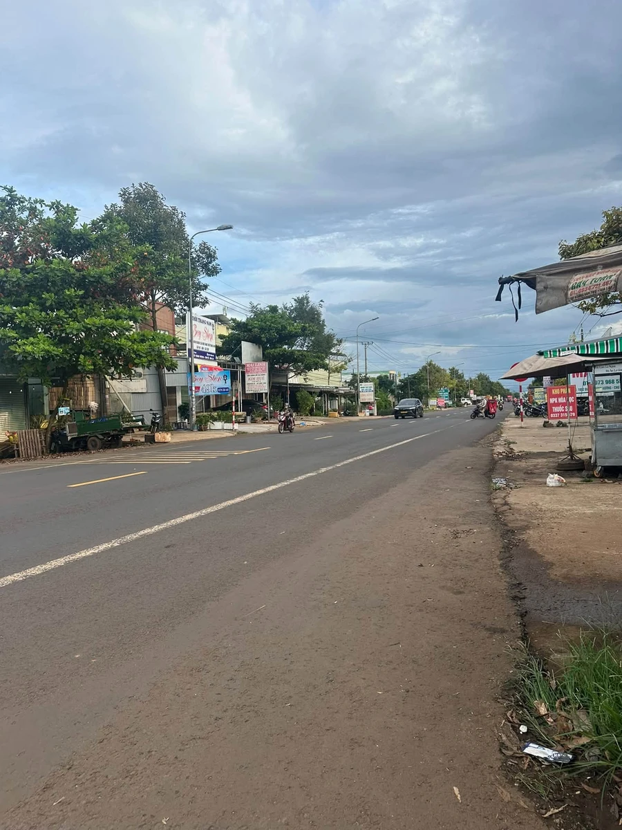 Đất mặt tiền Quốc lộ 14 Chư Sê 200m² giá 2 tỷ 830 triệu - Ảnh thu nhỏ 3