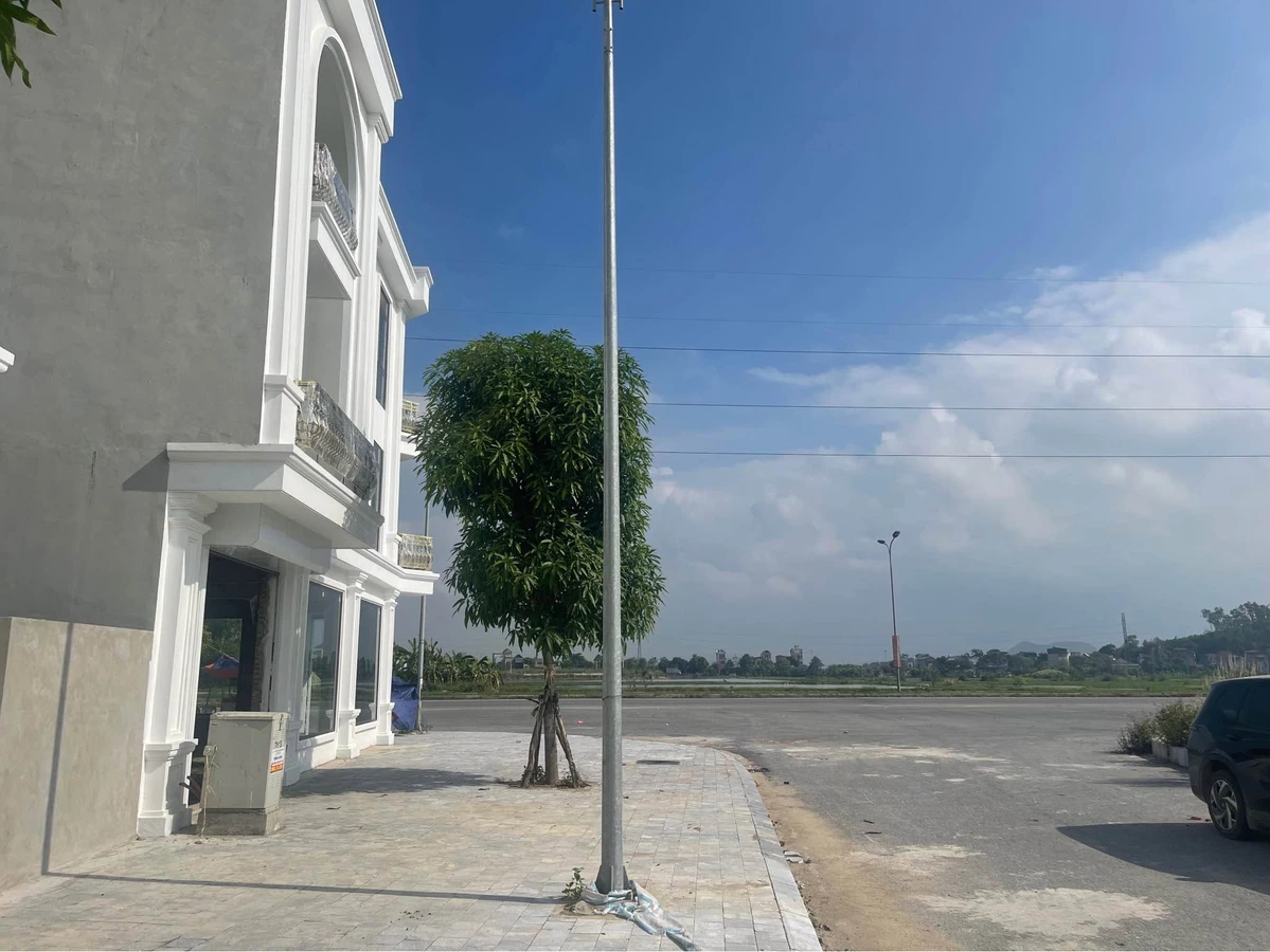 Shophouse xây thô 3,5 tầng 103,5m² đường 39m giá 4 tỷ - Ảnh thu nhỏ 4