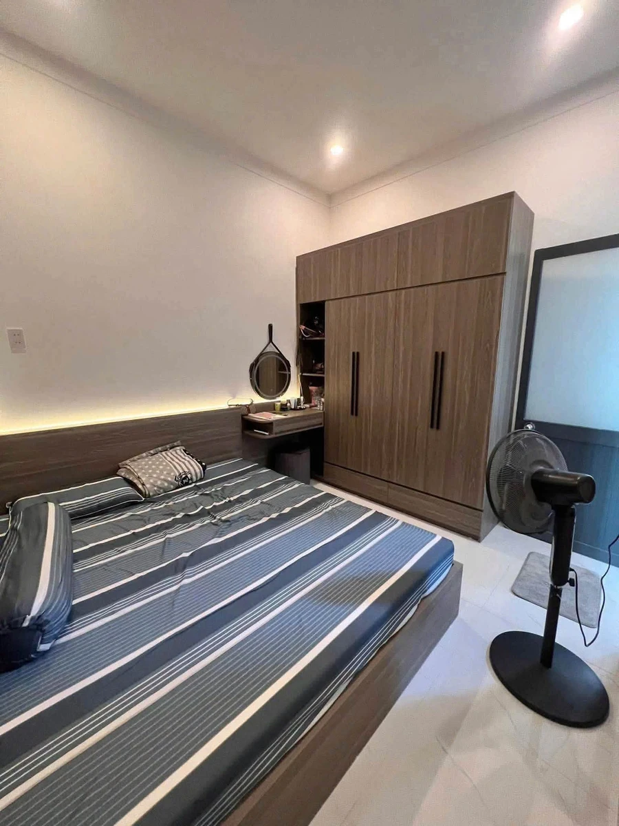 Nhà 2 tầng 3 mặt hẻm full nội thất 36,4m² Quy Nhơn 2,4 tỷ - Ảnh thu nhỏ 3