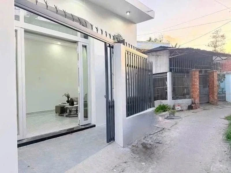 Bán nhà mới 2PN full nội thất 60m² Phường 7 Bến Tre 1,15 tỷ