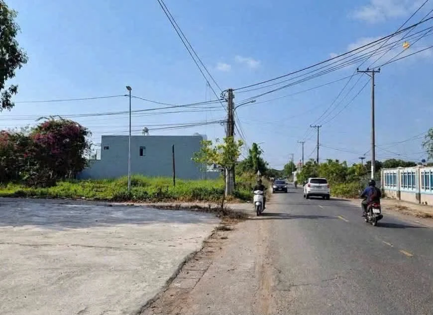 Bán lô góc 2 mặt tiền 201m2, Phan Đăng Lưu, Long Điền - 2,15 tỷ - Ảnh thu nhỏ 2