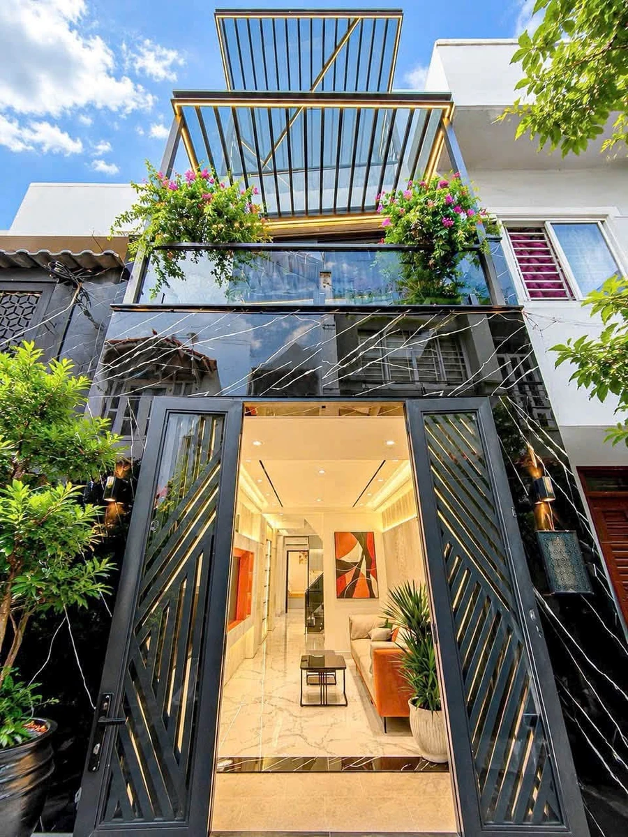 Bán nhà 2 lầu 3PN 4WC sân thượng 48m² Huỳnh Tấn Phát Quận 7 - 5.7 tỷ - Ảnh 1