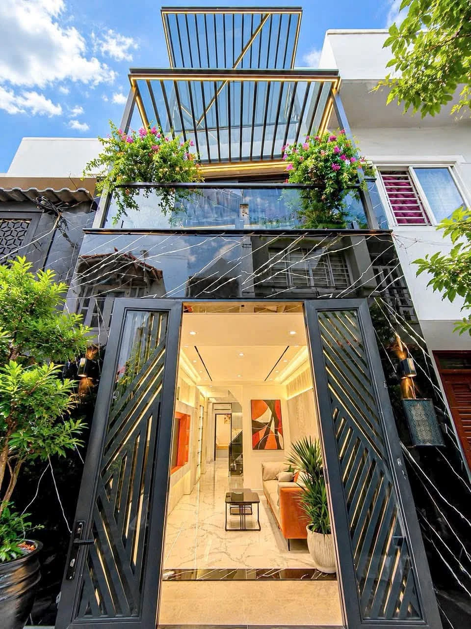 Bán nhà 2 lầu 3PN 4WC sân thượng 48m² Huỳnh Tấn Phát Quận 7 - 5.7 tỷ - Ảnh 1