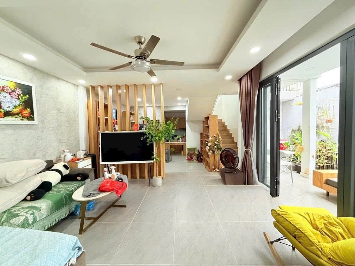 Biệt thự 100m2 bán Bình Thạnh, 3PN, hồ bơi, 7 tỷ - Ảnh thu nhỏ 3