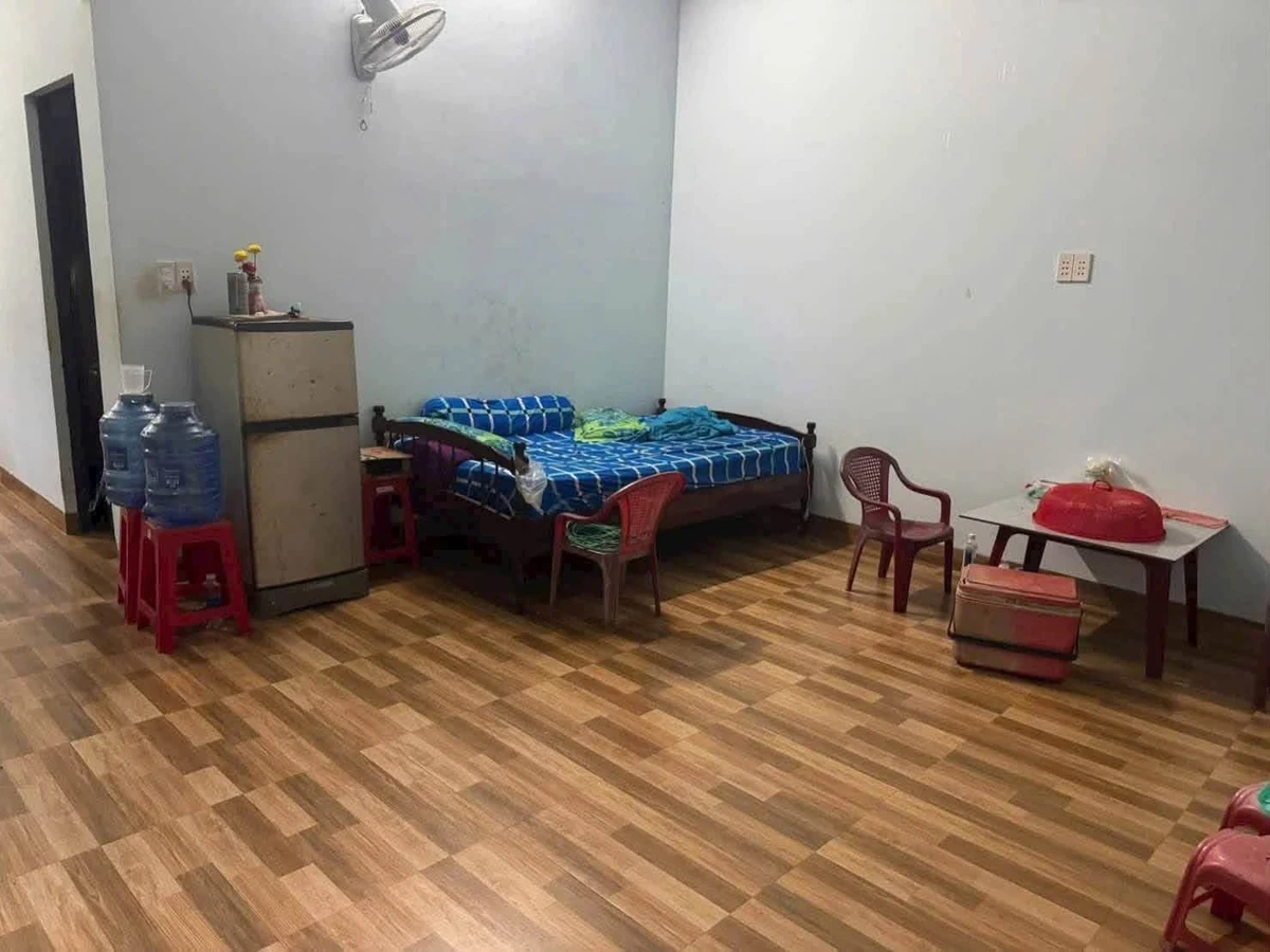 Bán nhà cấp 4 hai mặt tiền 165m² Phường Bùi Minh Trực 1 tỷ 150 triệu - Ảnh thu nhỏ 5