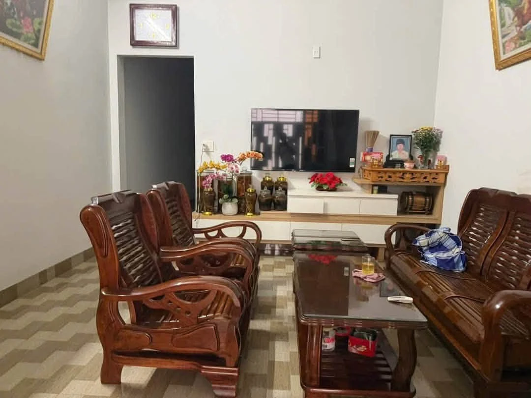 Bán nhà hẻm đường Phạm Văn Đồng gần chợ đầu mối, 4x20m, 2 phòng ngủ, giá 1,69 tỷ - Ảnh thu nhỏ 2