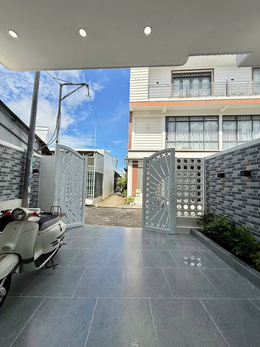 Bán nhà phố 2 mặt tiền 4.9x18m ở Rạch Giá - Ảnh thu nhỏ 5