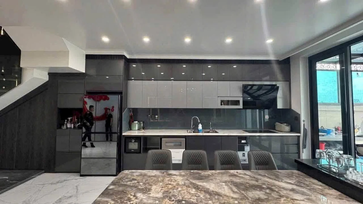 Bán nhà 4 tầng 4PN, 250m² Cột 8 Hạ Long - Ảnh thu nhỏ 4
