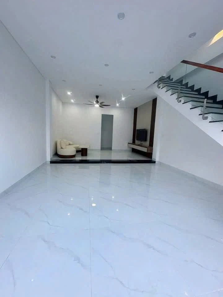 Bán nhà hẻm Quận 1, 52.3m², 3 phòng, 3.6 tỷ - Ảnh thu nhỏ 2