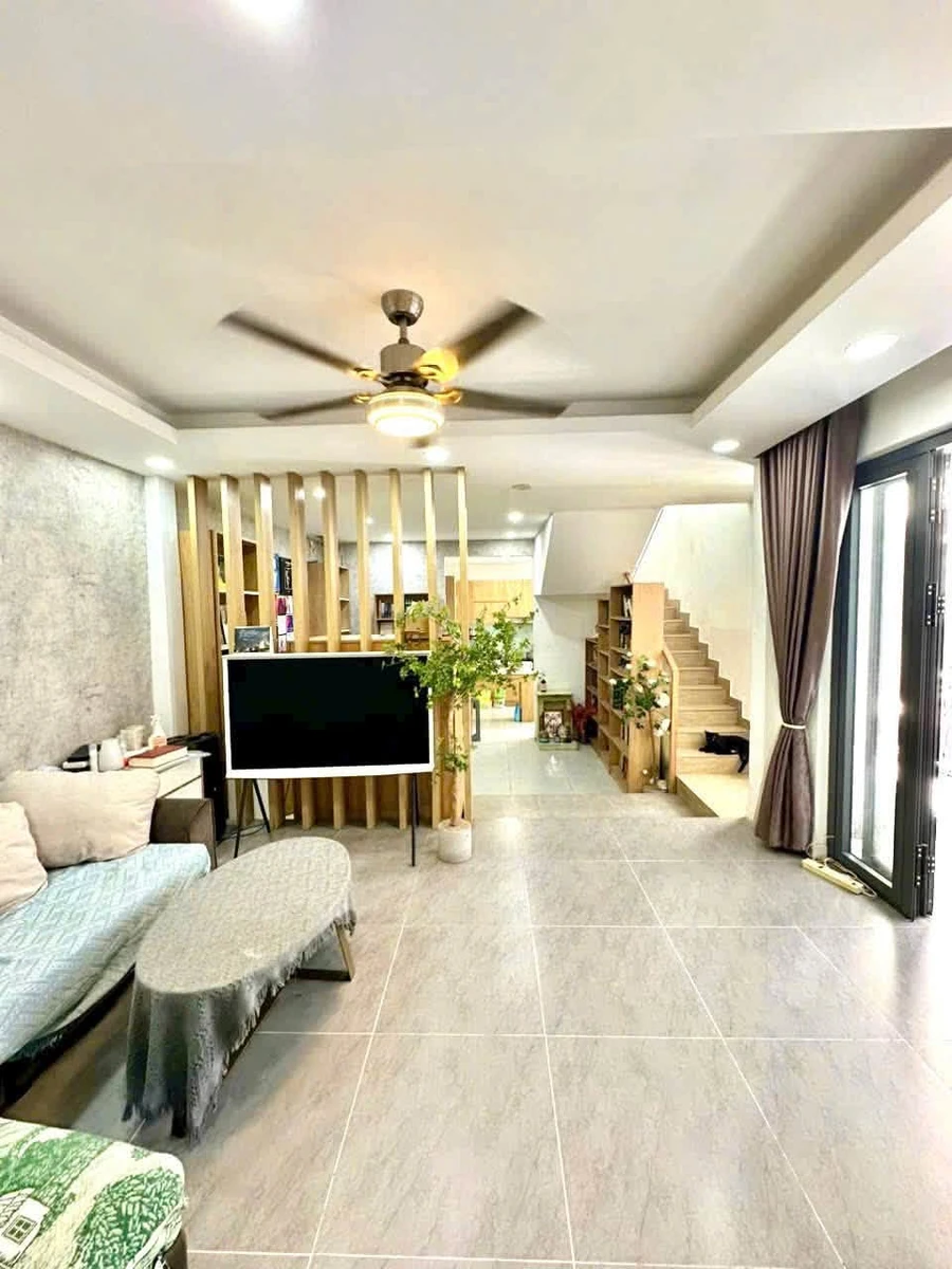 Bán biệt thự Bình Thạnh 100m2, 3 phòng ngủ, 7.8 tỷ - Ảnh thu nhỏ 2