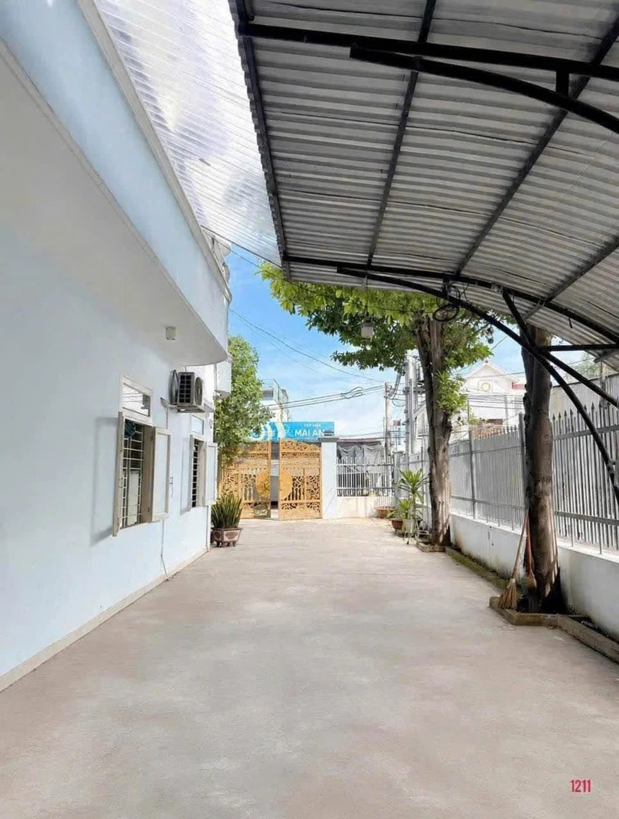 Bán dãy nhà góc 2 mặt tiền 330m² Gia Viên 9 tỷ 5 - Ảnh thu nhỏ 2