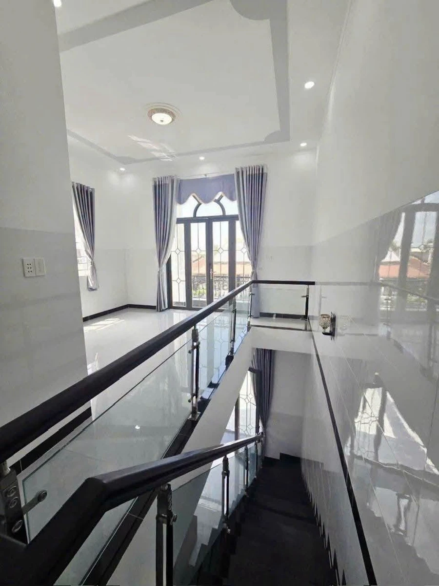 Bán nhà lầu 1 tấm 70m2 3PN Tây Ninh 2 tỷ 780 - Ảnh thu nhỏ 2
