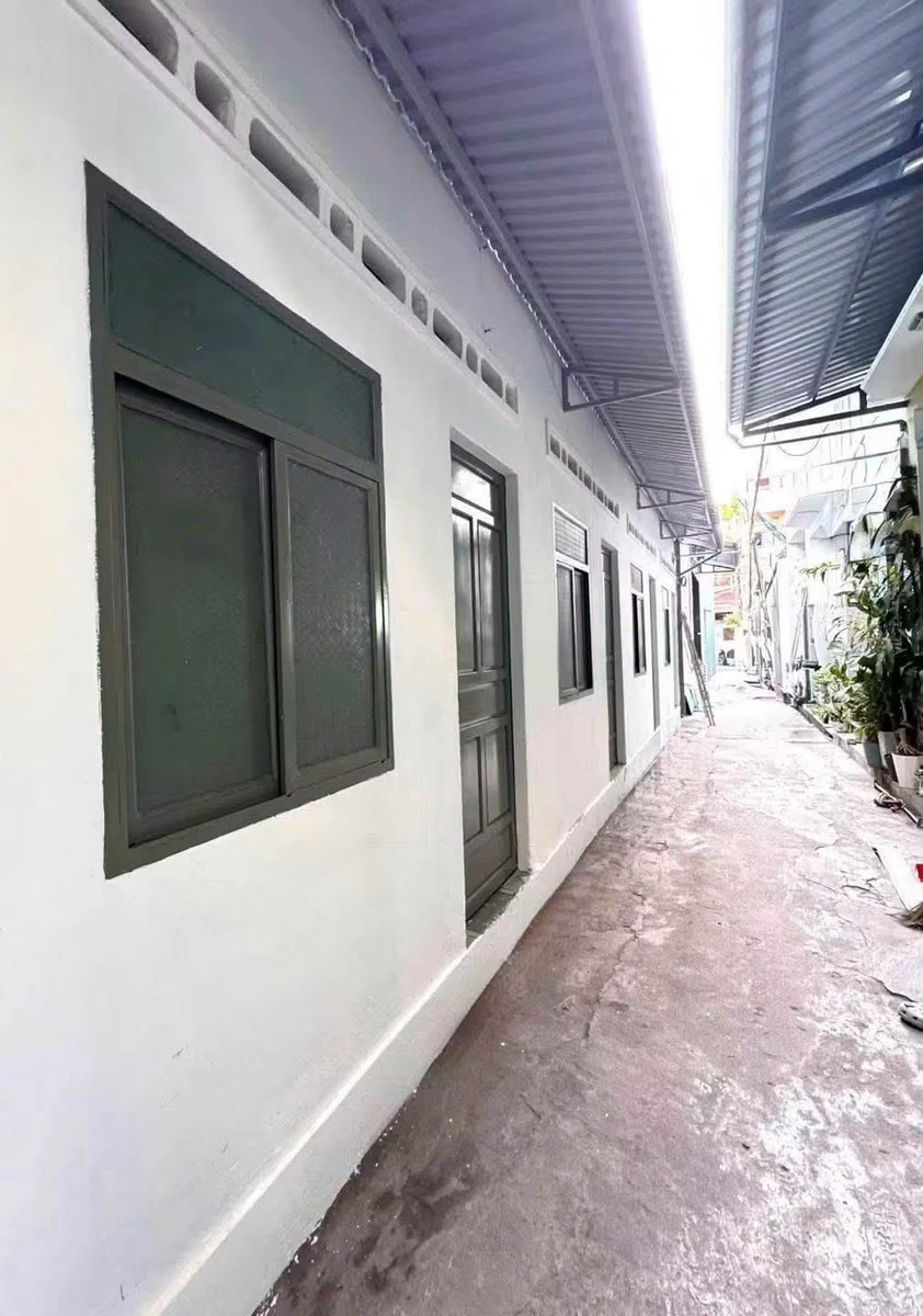 Bán dãy trọ 4 phòng 56m2 gần biển Quy Nhơn 2 tỷ 950 - Ảnh thu nhỏ 2