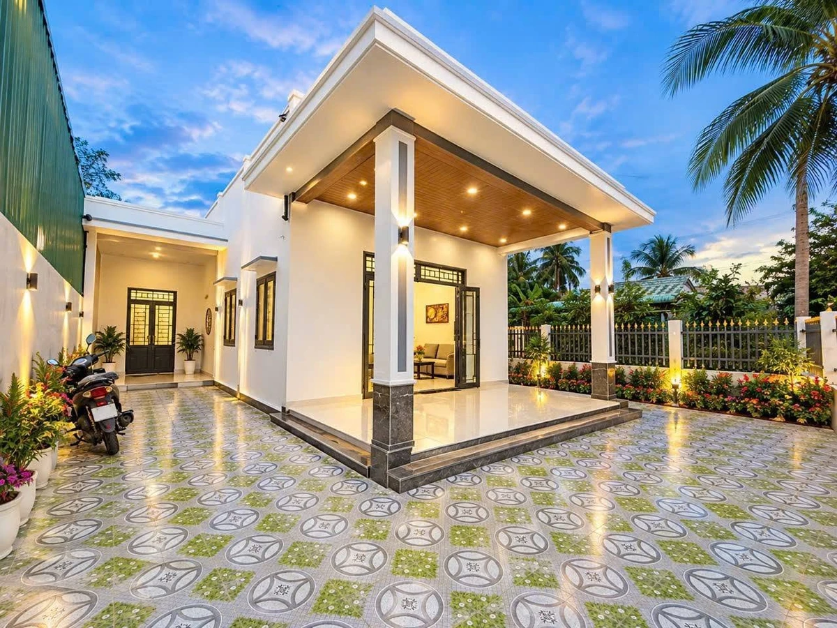 Bán nhà cấp 4 sân vườn 300m2 sổ hồng riêng, 3 phòng ngủ tại Cần Giuộc, Long An - Ảnh 1