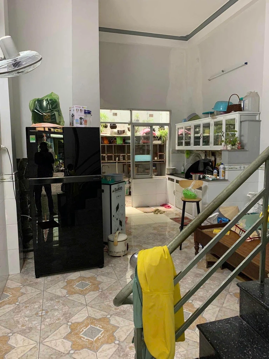 Bán nhà hẻm Trần Hưng Đạo 80m2, 2PN 2WC, Quận 1 - Ảnh 1