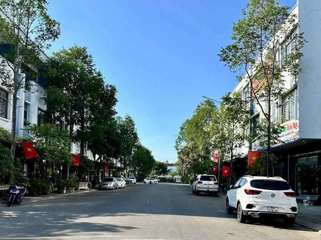 Bán biệt thự 240m2 tại KDC Uhome Bắc Lê Lợi, 5.9 tỷ - Ảnh thu nhỏ 2