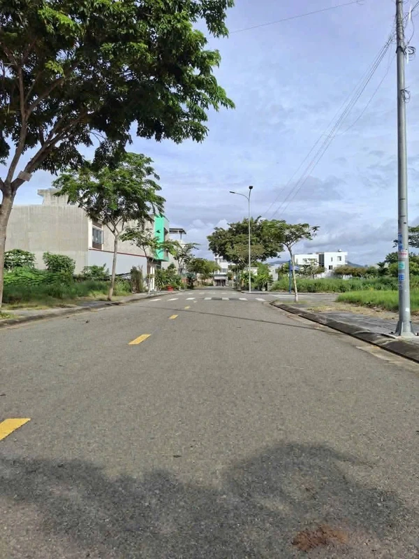 Bán đất 100m2 (5x20) đường Huỳnh Bá Chánh, Long Tâm, Bà Rịa (nay phường Tam Long), giá 2,5 tỷ