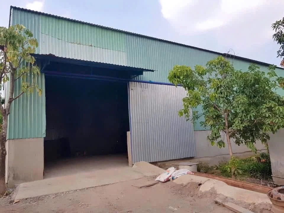 Cho thuê kho xưởng 500m² Dĩ An 20 triệu/tháng - Ảnh 1