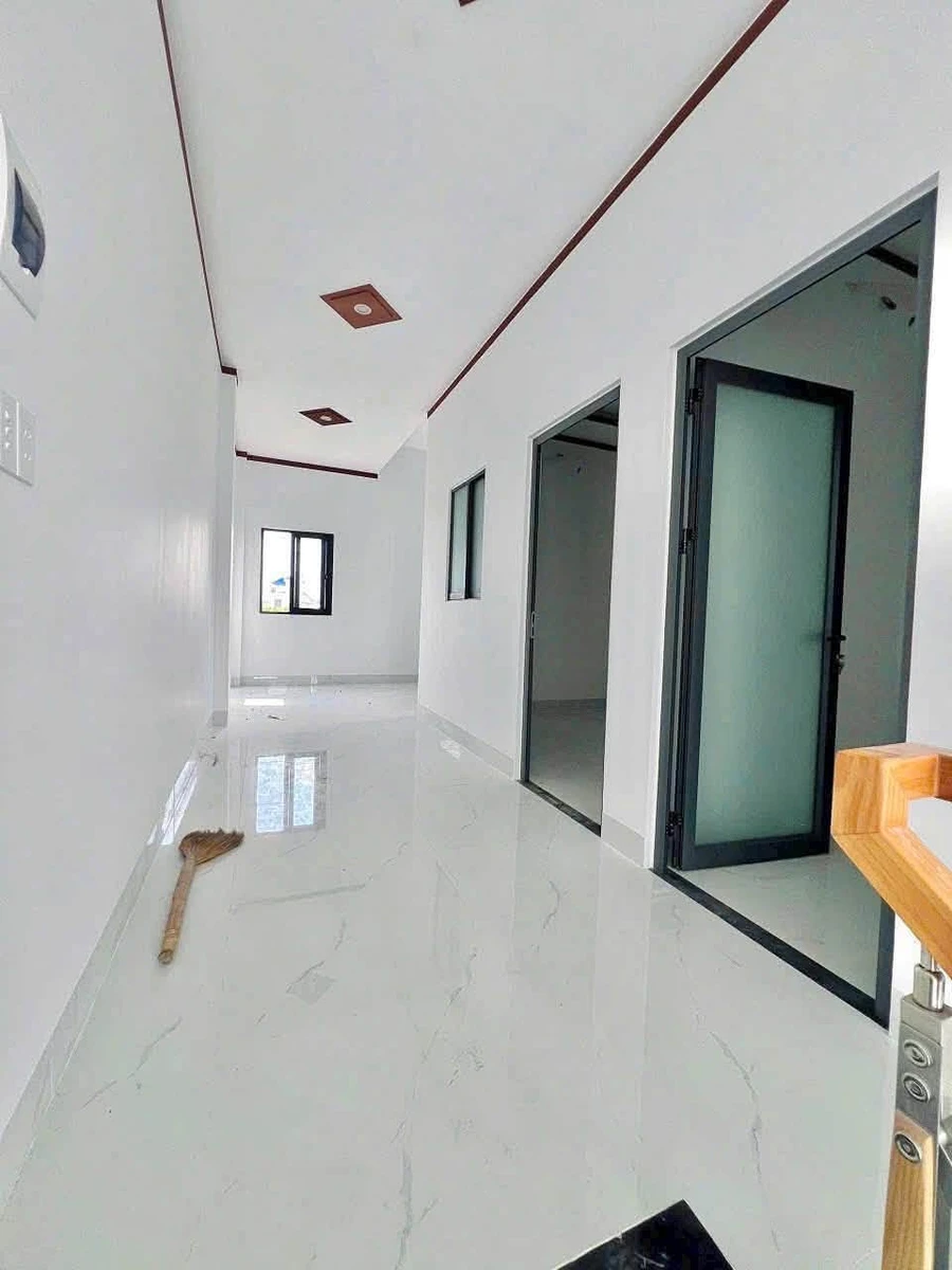 Bán nhà mặt tiền kinh doanh 5x18m, 3 phòng ngủ, gần KDL Bửu Long, Biên Hòa - Ảnh thu nhỏ 2