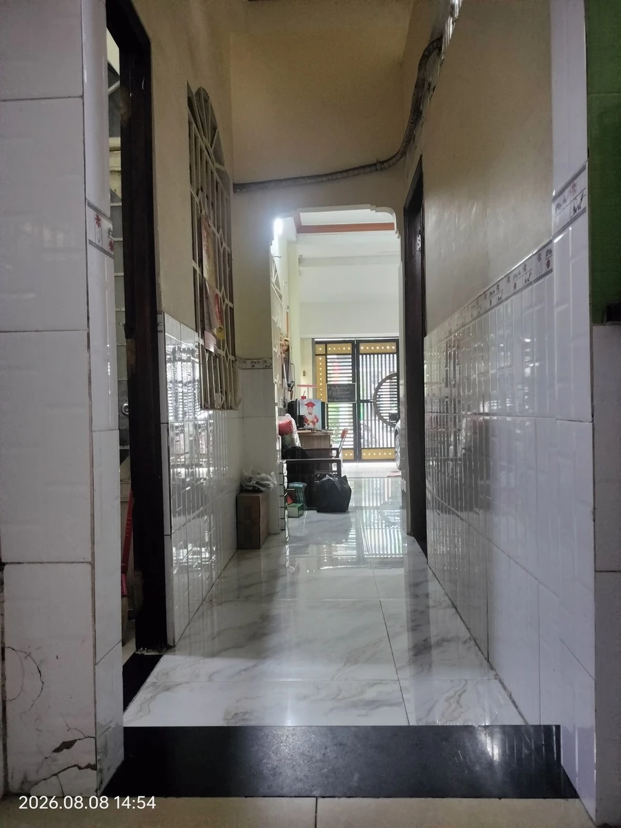 Bán nhà 94m2 nở hậu 7m, 4PN, 2PN tầng trệt, hẻm ô tô gần Công viên Làng Hoa, Gò Vấp - Ảnh thu nhỏ 3