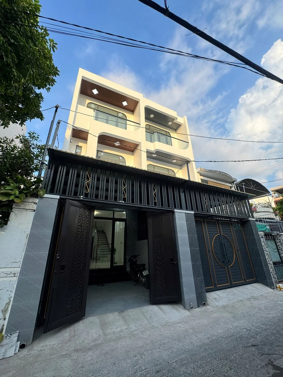 Bán nhà phố 1 trệt 2 lầu 56m2 hẻm ô tô Nguyễn Biểu gần biển Nha Trang, giá 7,6 tỷ - Ảnh thu nhỏ 4