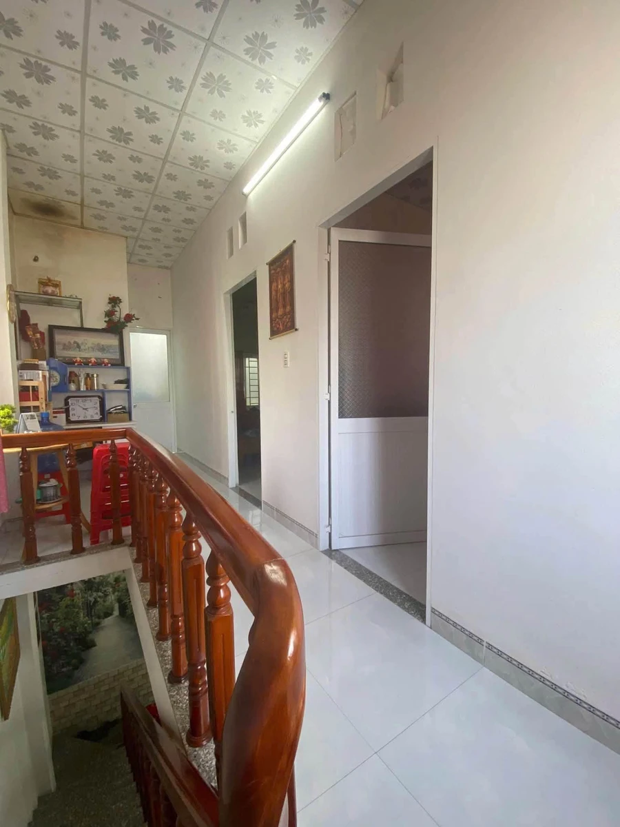 Bán nhà ôm góc 2 tầng 47,4m2 Quy Nhơn 2 tỷ 50 triệu - Ảnh thu nhỏ 5