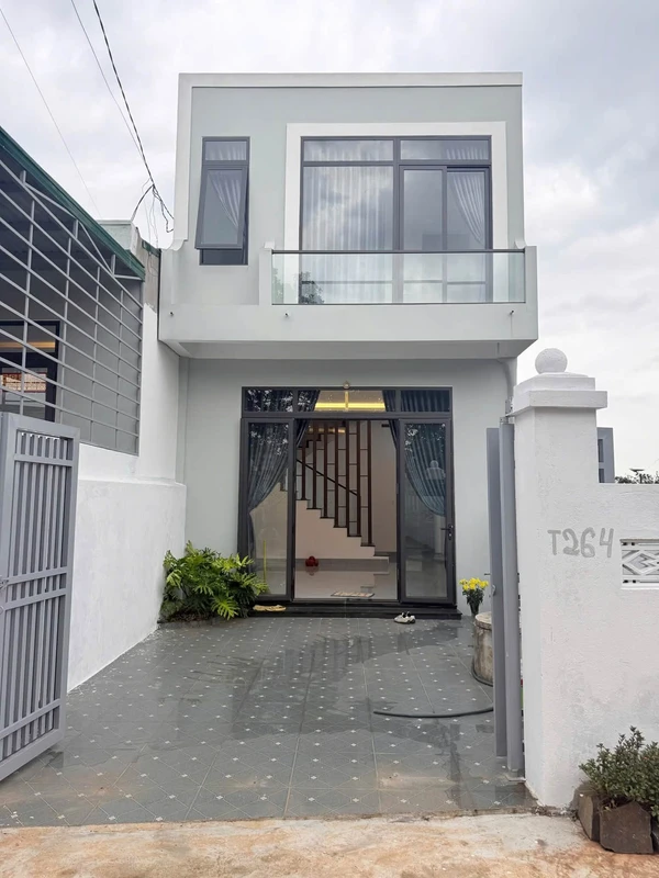 Bán nhà hẻm 3 phòng ngủ 102m² 1 tỷ 600 triệu Pleiku