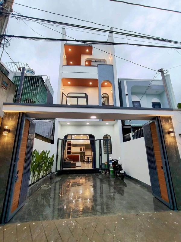 Bán nhà 1 trệt 2 lầu 3PN full nội thất hẻm 121 DX 006 Phú Mỹ, Bình Dương giá 3,89 tỷ