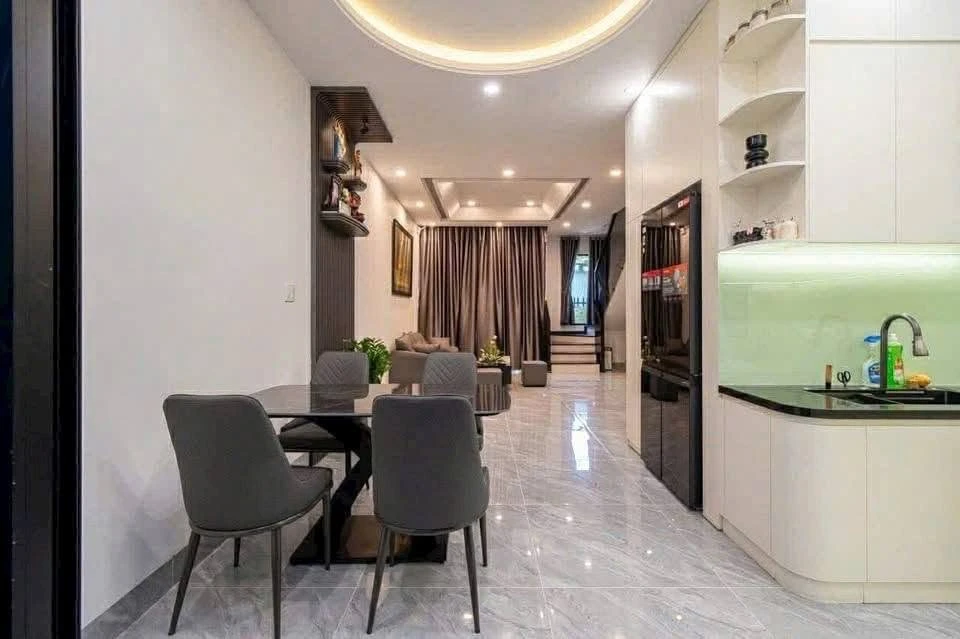 Bán nhà 2 tầng 68m2 nội thất cao cấp Huế - Ảnh thu nhỏ 2