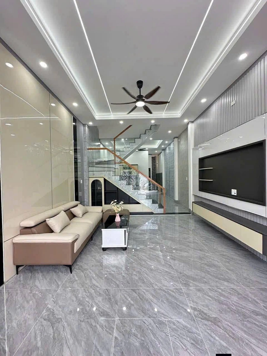 Bán nhà lầu 3 phòng ngủ Tân Phú, diện tích 71.4m2, giá 3.85 tỷ - Ảnh thu nhỏ 3
