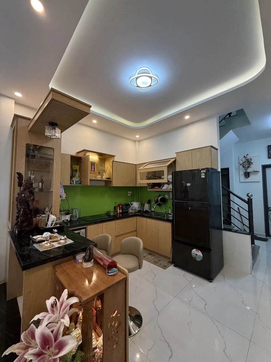 Bán nhà 3 tầng 66m² mặt tiền 4m, gần Lotte Đà Nẵng - Ảnh thu nhỏ 2