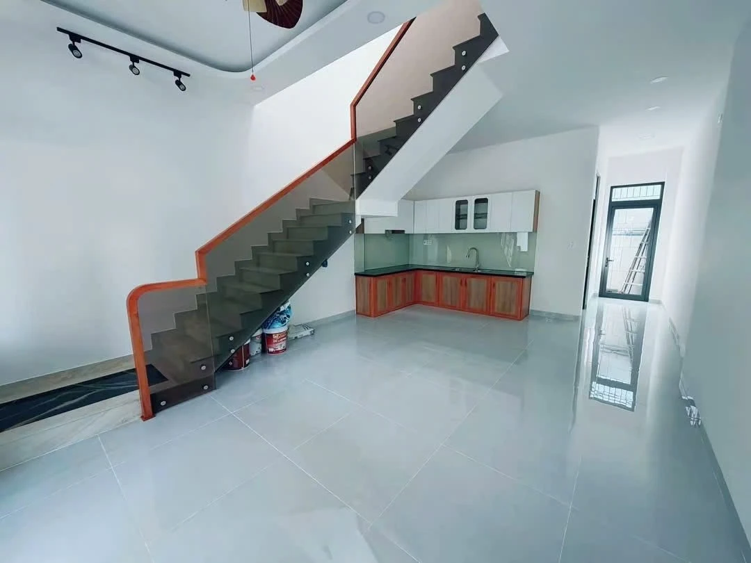 Bán nhà 2 tầng 124m2 mặt tiền Võ Dõng Vĩnh Trung, Nha Trang - Ảnh thu nhỏ 5