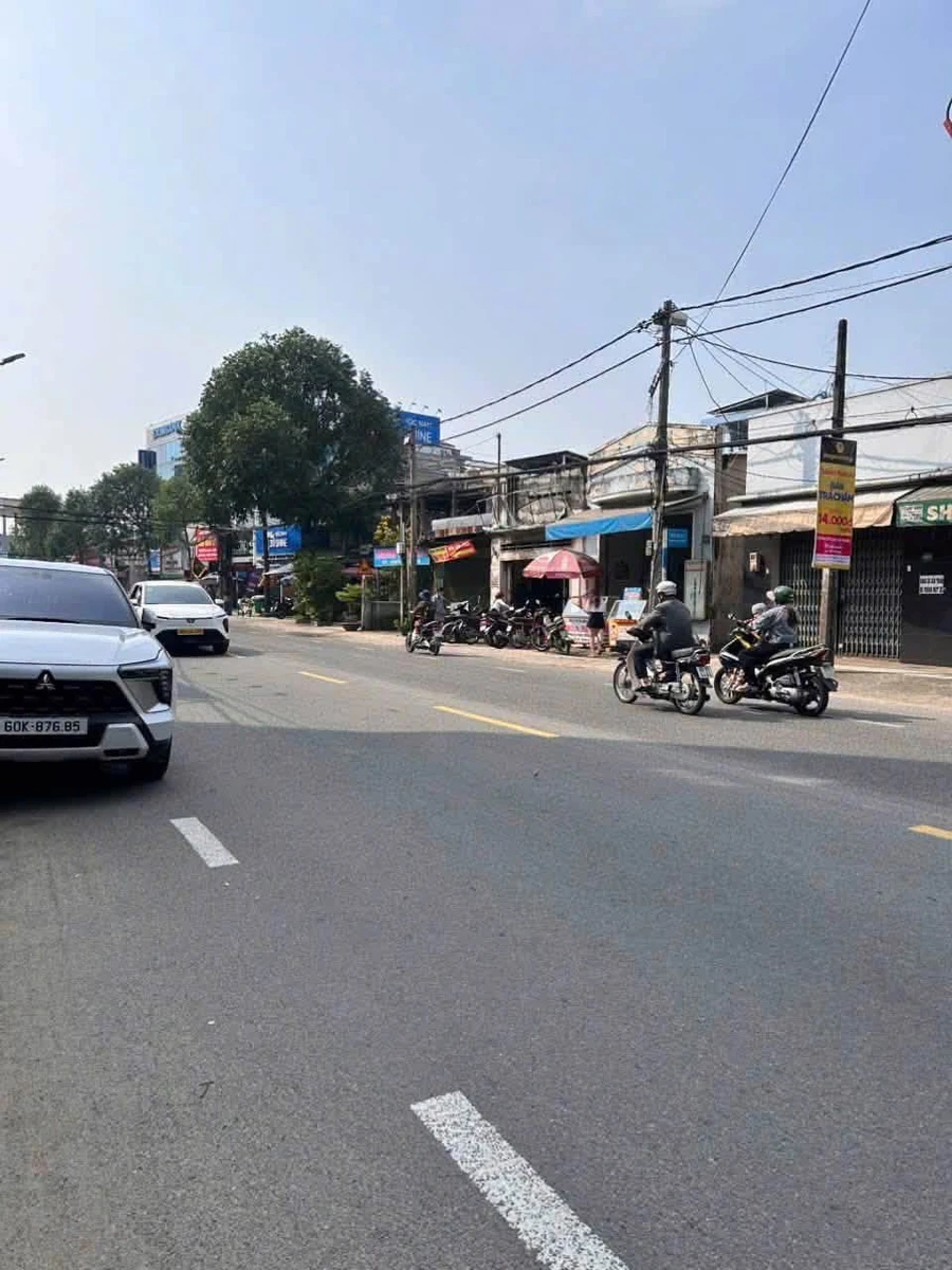 Bán nhà mặt tiền Phạm Văn Thuận gần 200m2 thổ cư, gần Vincom Biên Hòa, giá 15,5 tỷ - Ảnh 1
