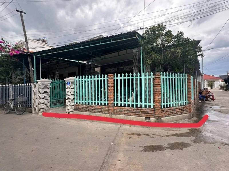 Bán nhà cấp 4 2 mặt tiền 70m² gần biển Ninh Hòa