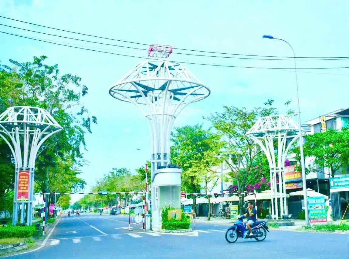 Bán nhà phố 260m2 hai mặt tiền Đông Tăng Long, Quận 9 - 11,5 tỷ - Ảnh 1