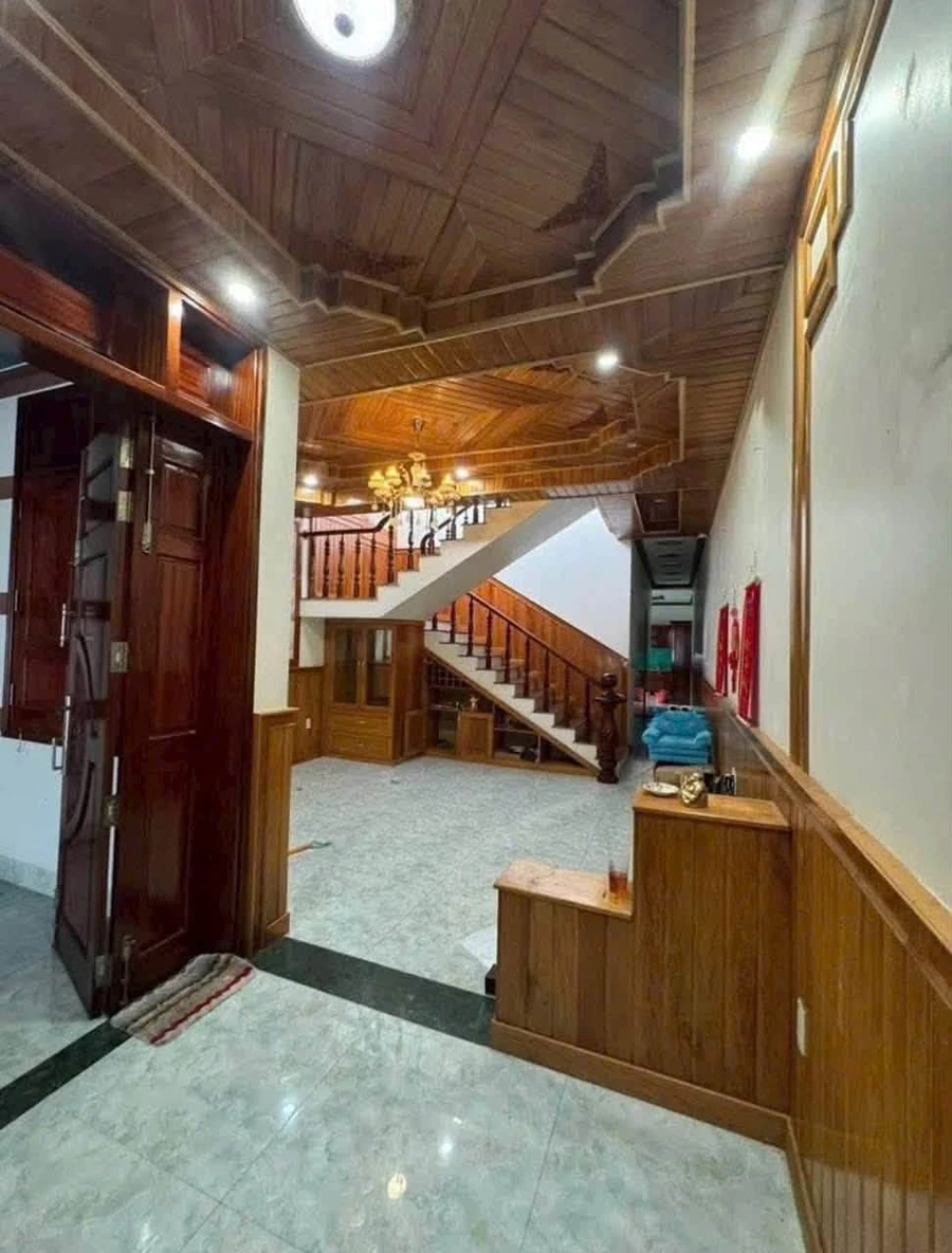 Bán nhà 1 trệt 1 lầu 4 PN 200m² Phan Thiết 3,75 tỷ - Ảnh thu nhỏ 4