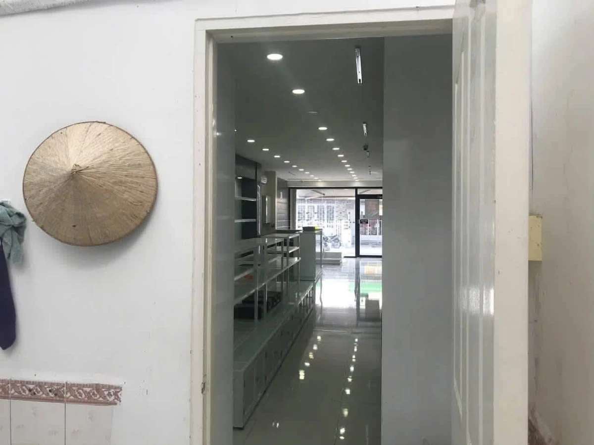 Bán nhà mặt tiền Lý Thường Kiệt Rạch Giá 150m2 3.85 tỷ - Ảnh thu nhỏ 3