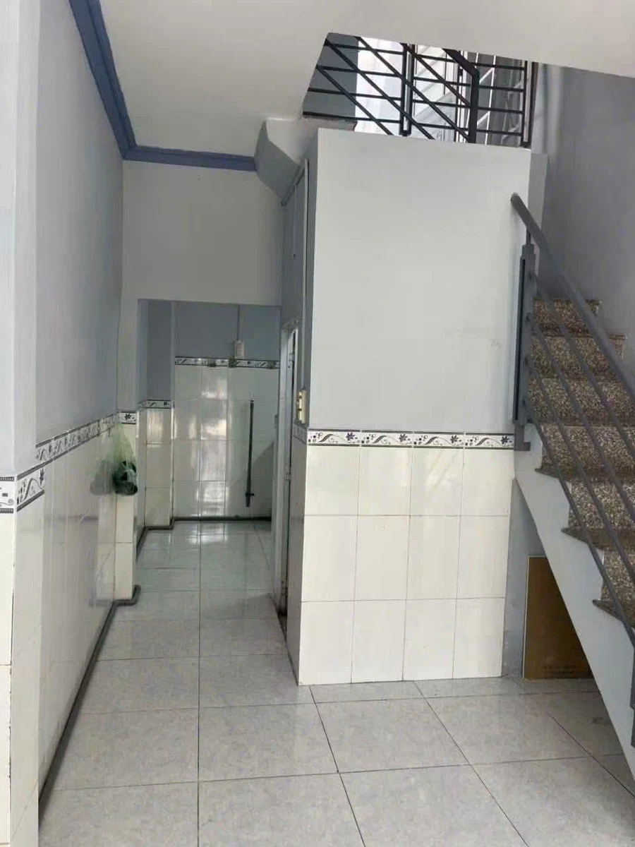 Bán nhà liên khu 27m² 1 phòng ngủ Bình Hưng Hòa B, Bình Tân - Ảnh thu nhỏ 2