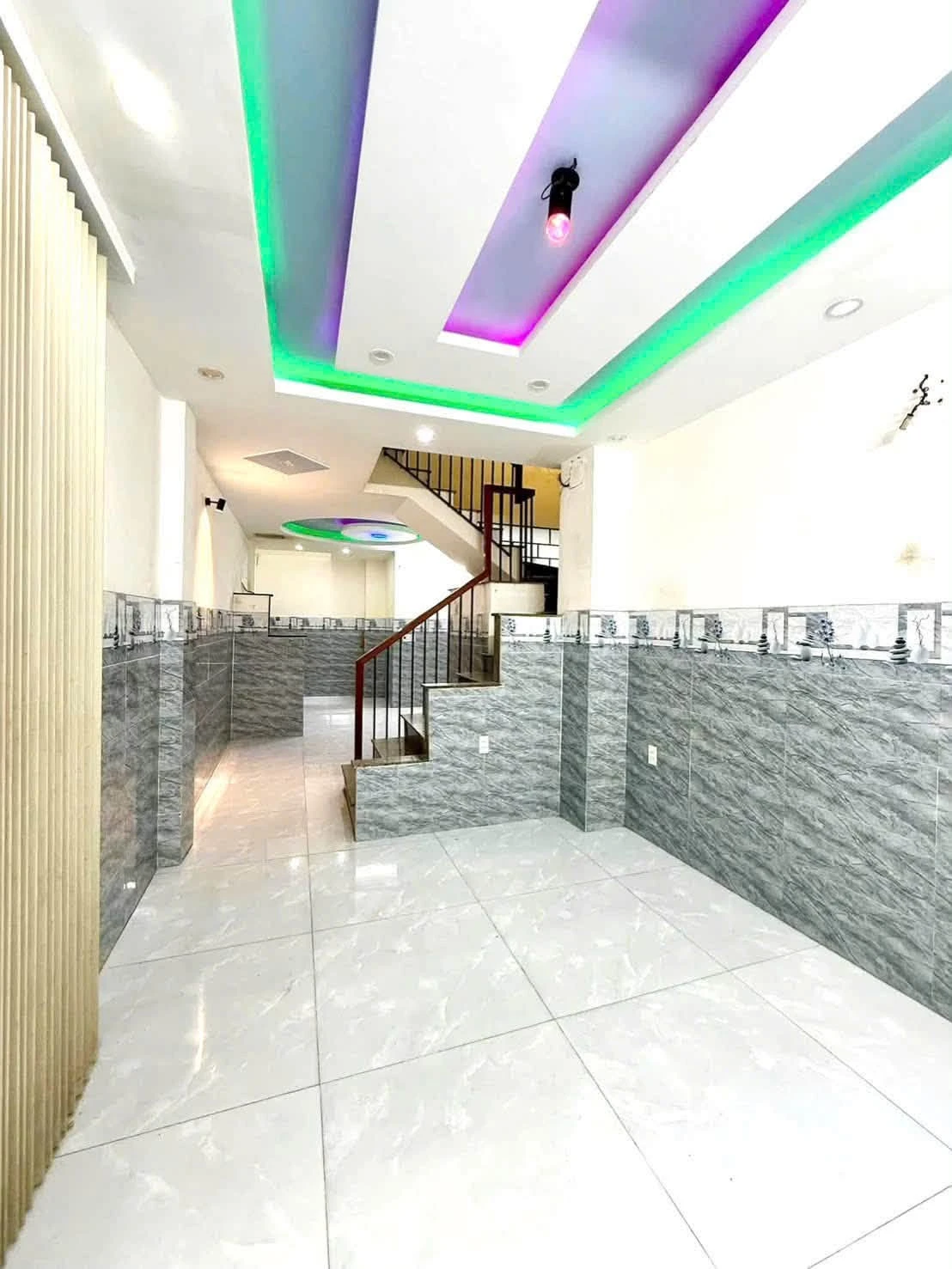 Nhà 4 tầng 41m² Hoàng Diệu, Hải Châu - 3 tỷ 250 - Ảnh 1