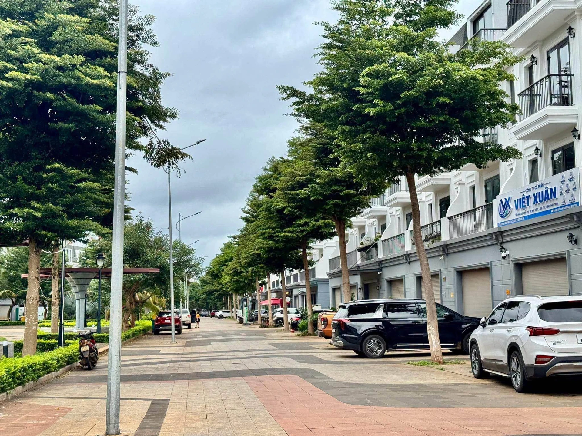 Bán nhà 4 tầng Eco City Premia 120m² gần 9 tỷ - Ảnh 1