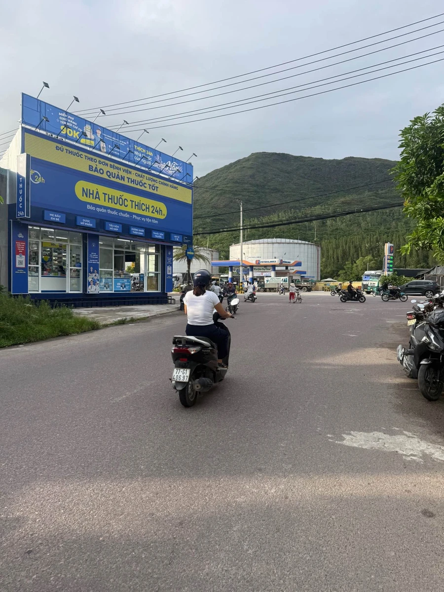Nhà 3 tầng 74m² Nhơn Phú Quy Nhơn, giá 3 tỷ - Ảnh 1