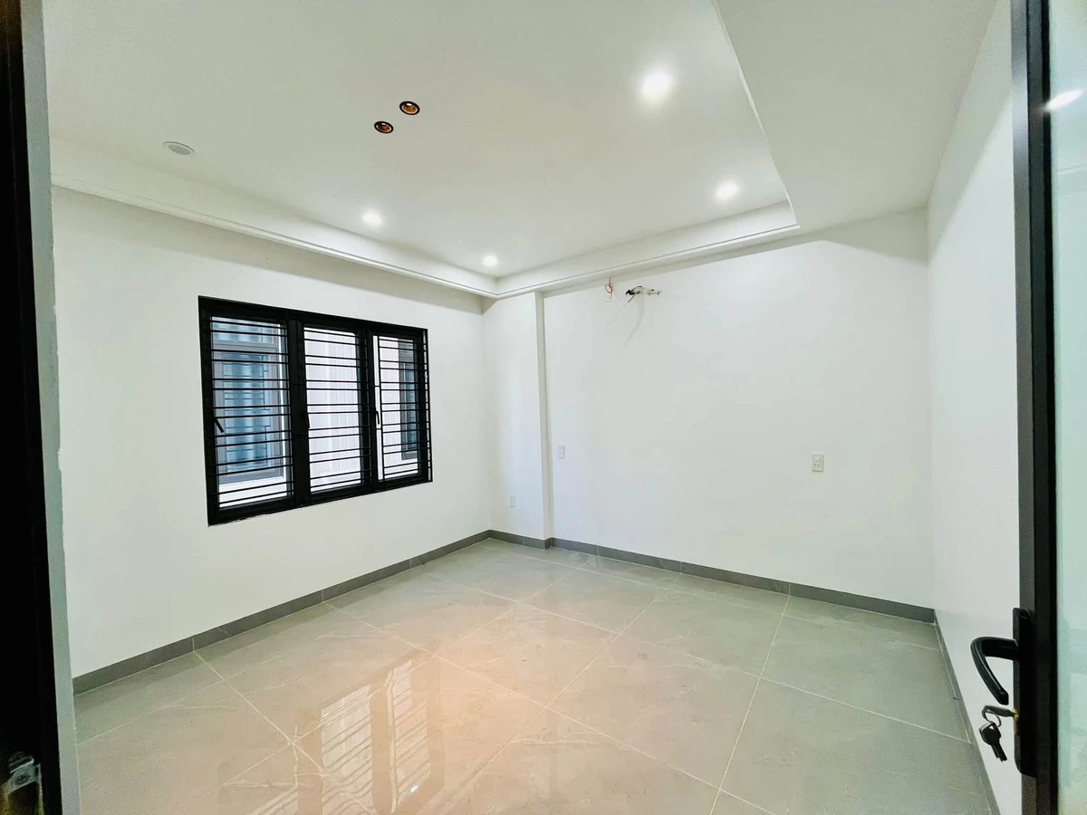 Bán nhà 4 tầng 46m² mặt tiền 7m Lê Chân Quận 12 2.9 tỷ - Ảnh thu nhỏ 3