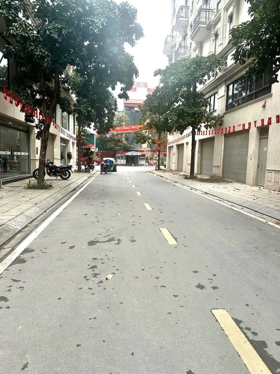 Bán shophouse 91m2, 7 tầng khu Him Lam Vạn Phúc, Hà Nội - Ảnh 1