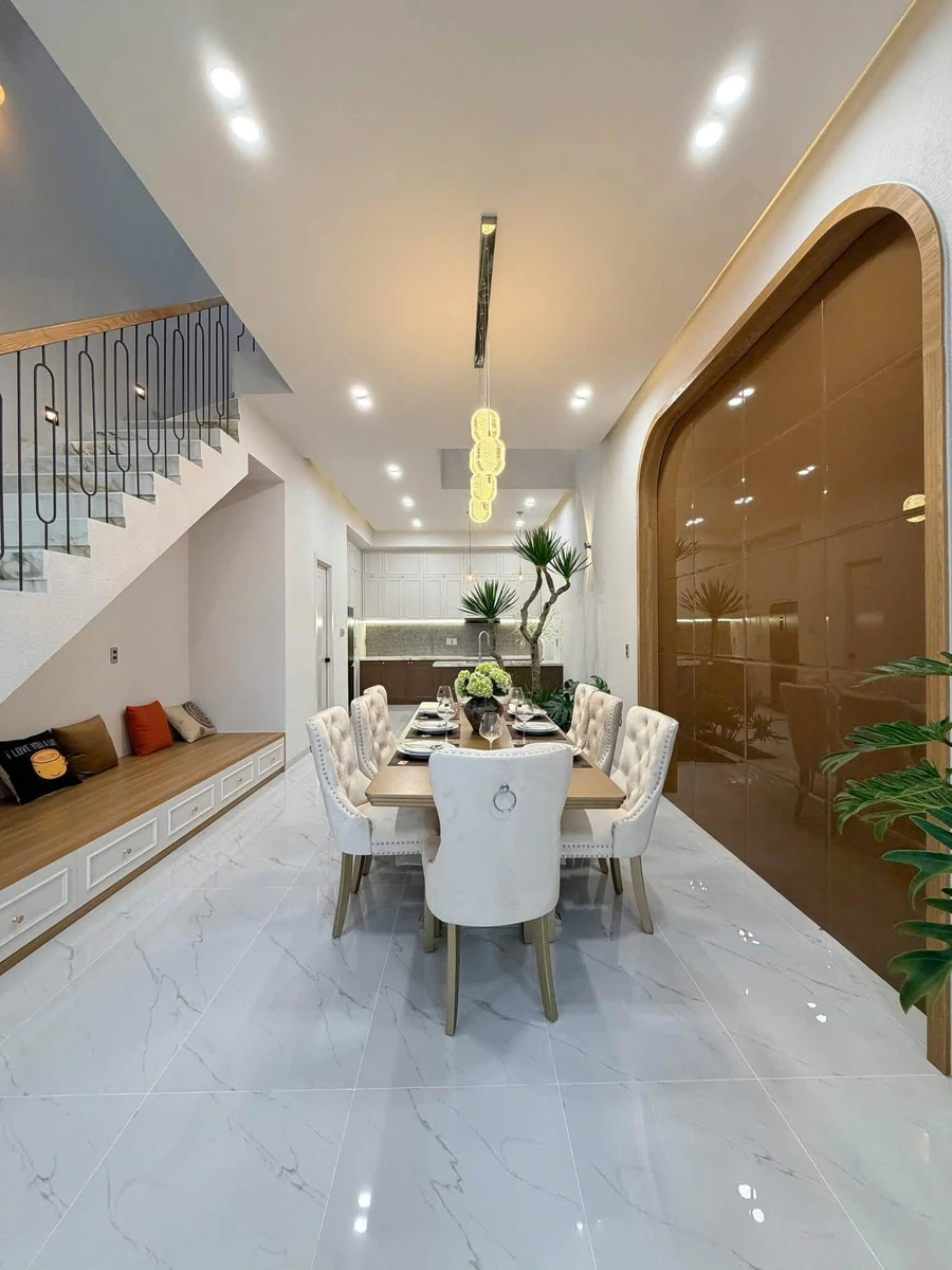 Bán nhà 3 lầu mặt tiền Xuân Diệu, Tân Lợi, Buôn Ma Thuột 8,39 tỷ - Ảnh thu nhỏ 4