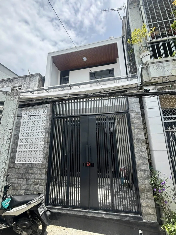 Bán nhà hẻm Đường 2/4 Vạn Thạnh 45m2 giá 3 tỷ 100