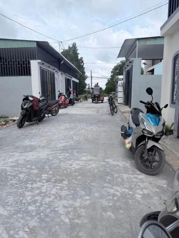 Bán nhà gác lửng 3 phòng ngủ 84m2 Trảng Bom 1 tỷ 580